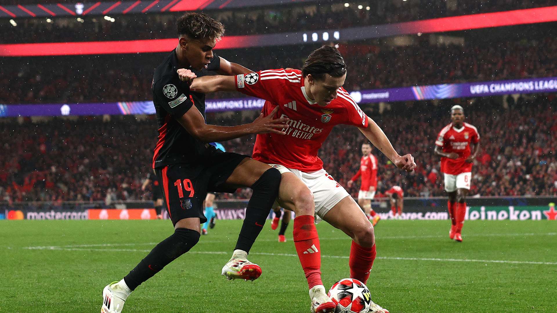 展现了他的 展现了他的